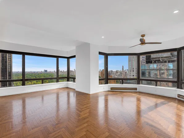 301 West 57th Street image 1 of 14