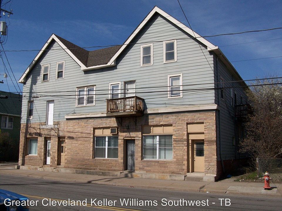 2nd image of 4666 W 130th St #3406375