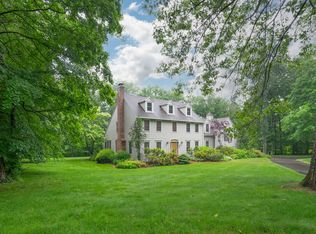18 Hunters Ridge Rd, Southbury, CT 06488