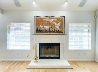 3031 W Packwood Ct, Visalia, CA 93277