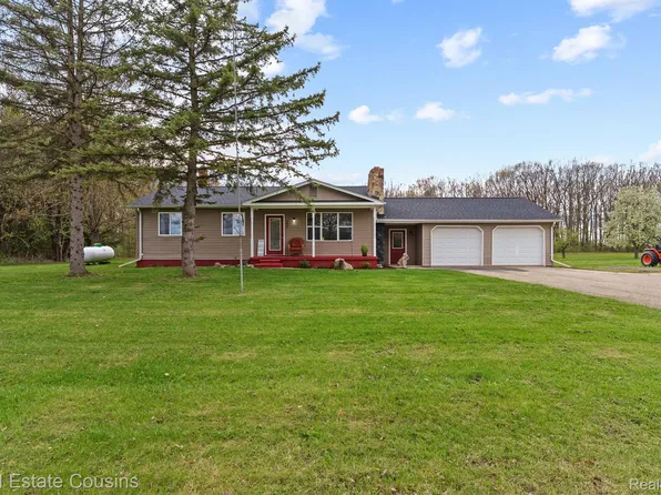 1630 S Byron Rd, Lennon, MI 48449