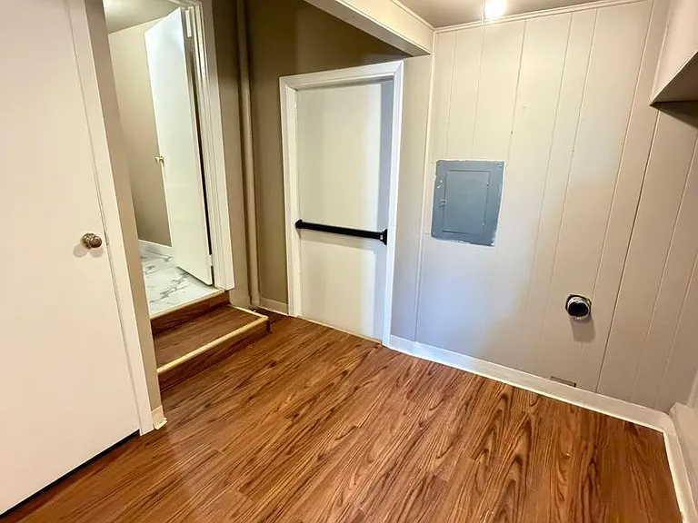 56 E Cedar St — Photo 18