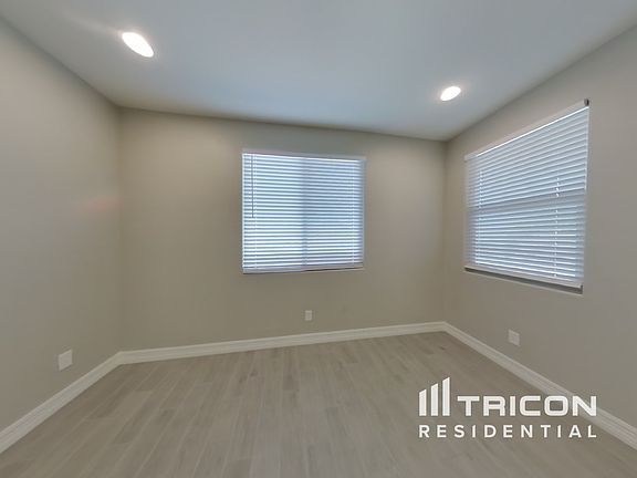 5th image of 11298 N 186th Ln