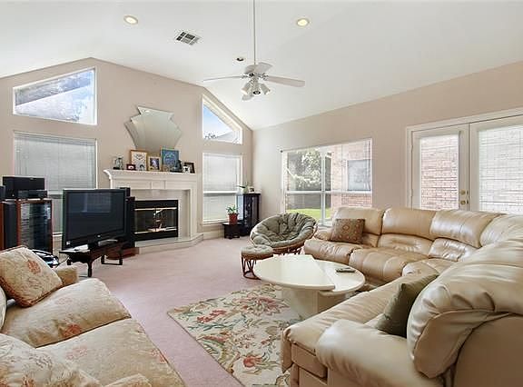 5th image of 3736 Lake Timberlane Dr