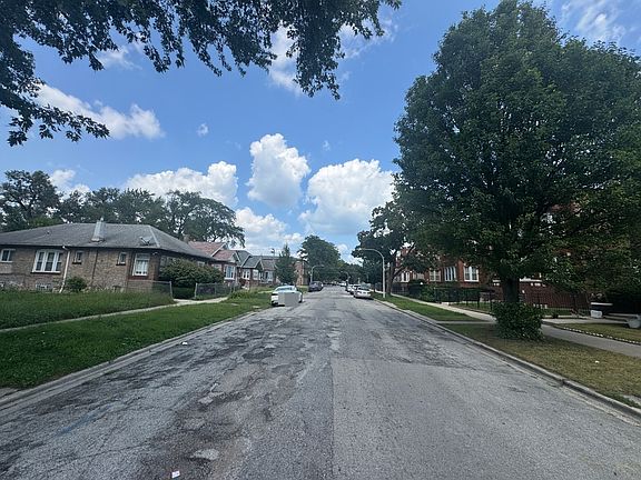 4th image of 7936 S Merrill Ave