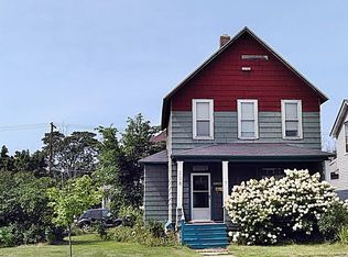 528 S 13th St, Escanaba, MI 49829