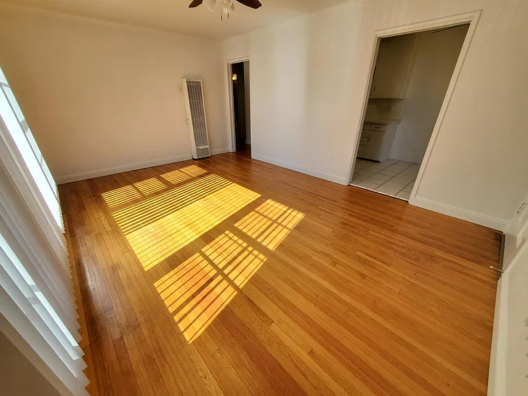 1753 E Ocean Blvd #7 — Photo 10
