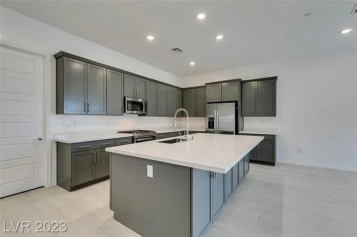 37 Charlotte Ridge Pl — Photo 15