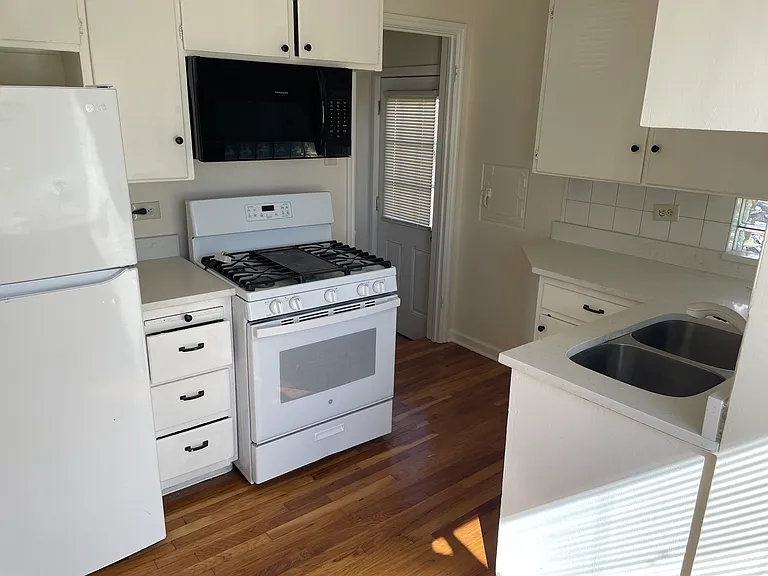 3021 Wilson Ct — Photo 20