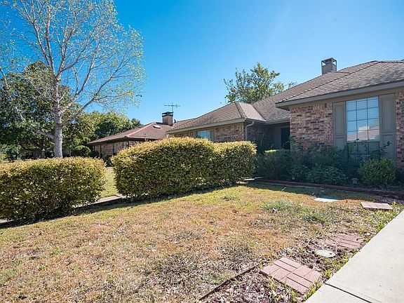 3rd image of 3008 Westforest Dr