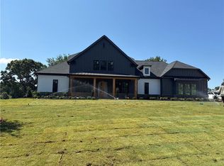 7950 Grand Meadow Run, Gainesville, GA 30506