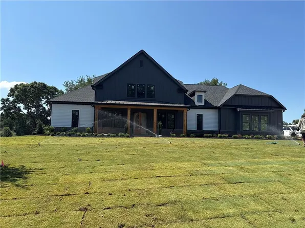 7950 Grand Meadow Run, Gainesville, GA 30506
