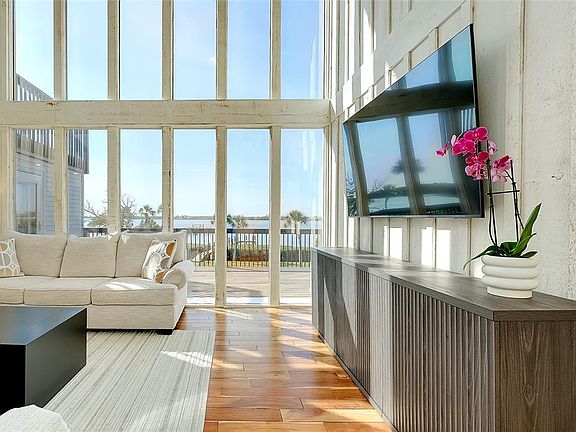 5th image of 1089 BAYSHORE DRIVE