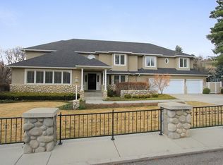 2381 E Royal Ln, Cottonwood Heights, UT 84093