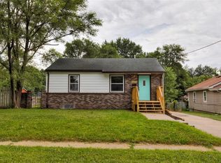 2635 Maple St, Des Moines, IA 50317