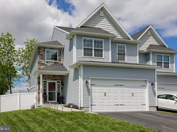 158 Canvasback Ln, Elizabethtown, PA 17022