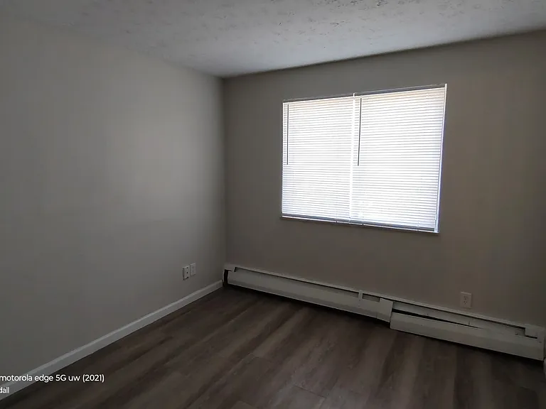 Coachwood Apartments — Photo 24