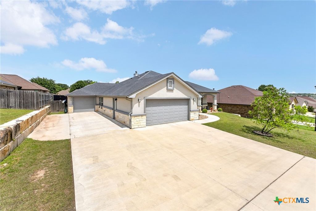 2527 Alpine Fir Dr, Harker Heights, TX - View 2