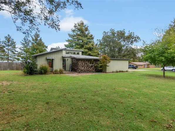 21307 N Shawnee Dr, Kennett, MO 63857