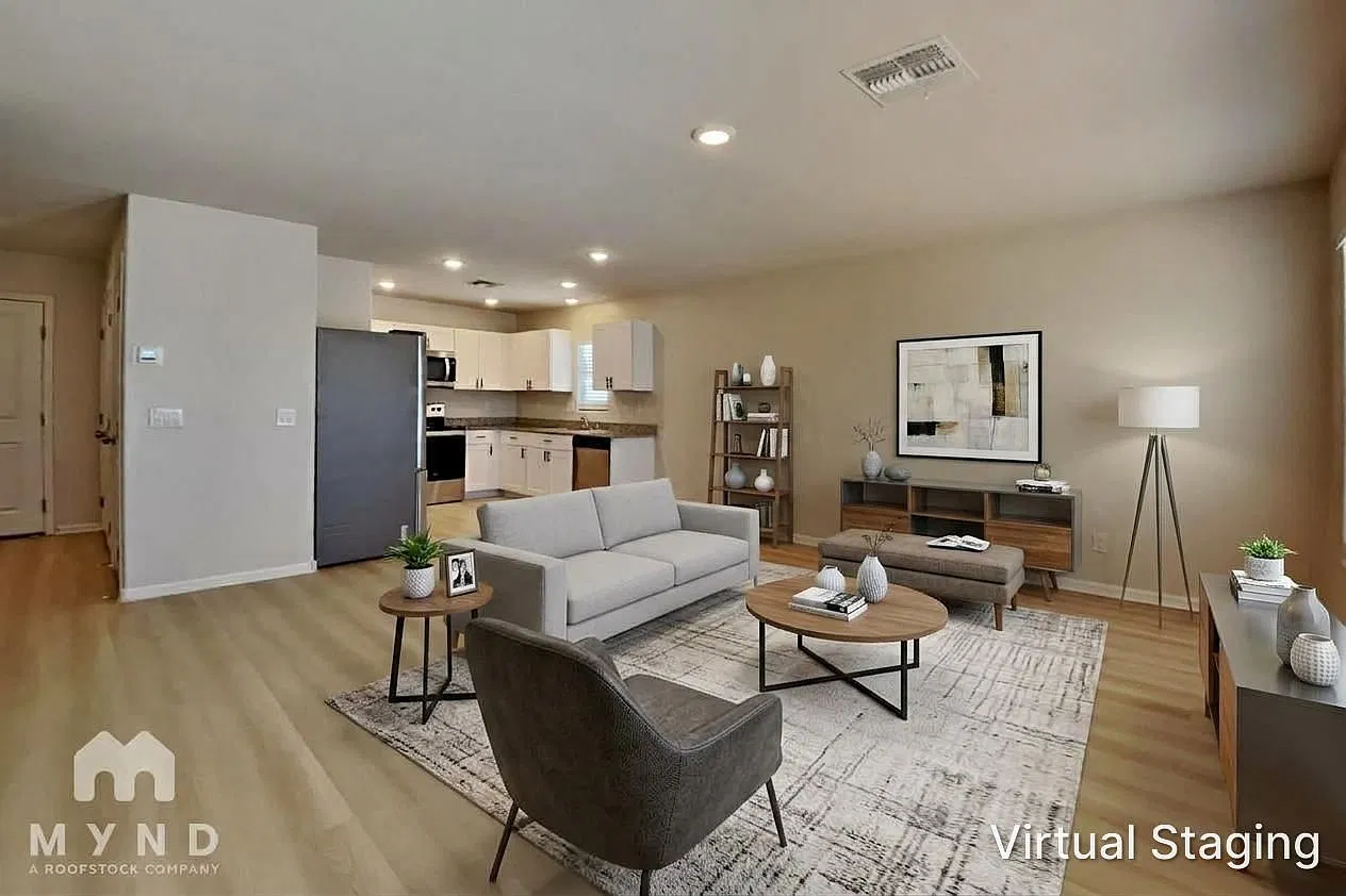 3 bed, 2.0 bath, 1200 sqft, $1,295 — Photo 3