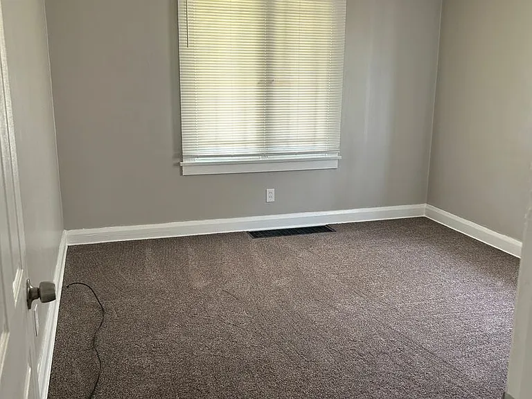 211 Carnegie Ave — Photo 25