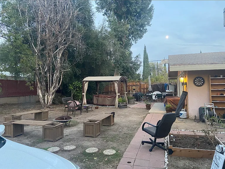 17545 Lassen St — Photo 5