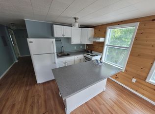 1552 State St #B, Bangor, ME 04401