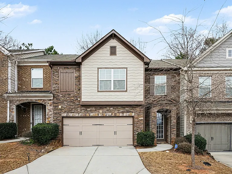 5873 Keystone Ln — Photo 2