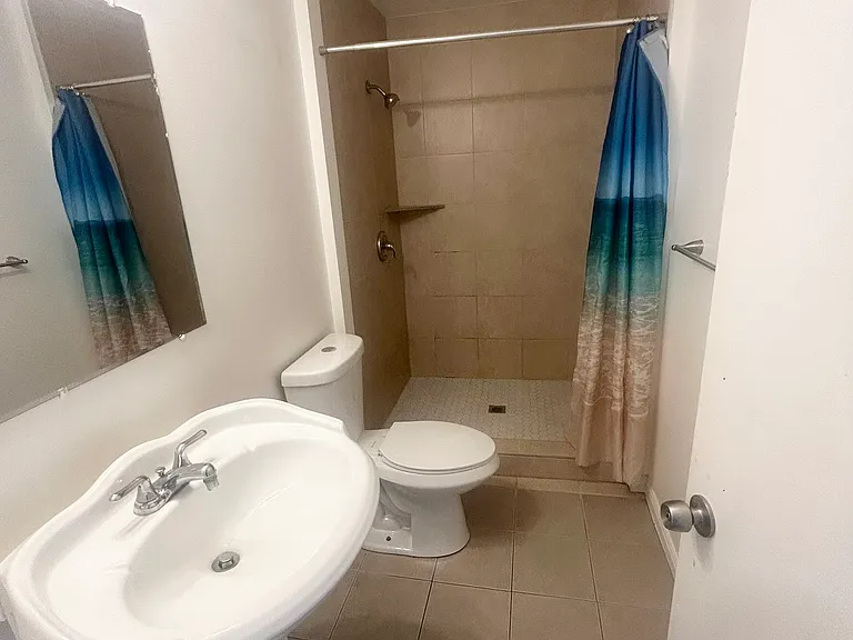 1715 E Fort Union Blvd — Photo 10