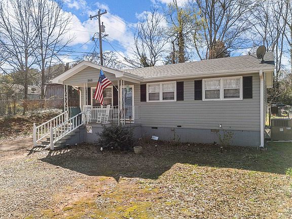 4th image of 1068 Crosby Ln
