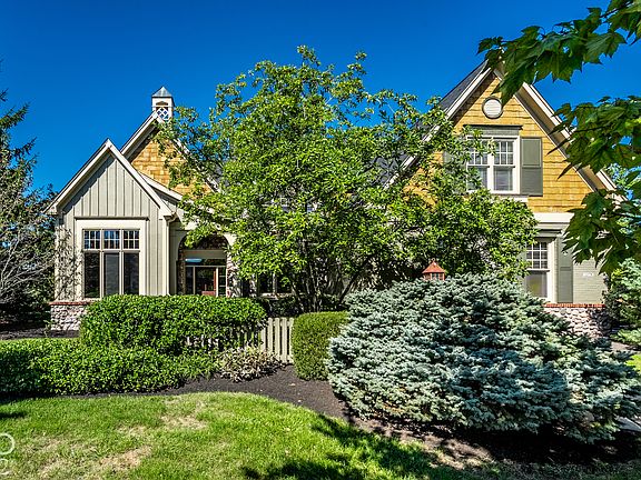 2nd image of 12378 Hyacinth Way