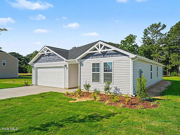 3rd image of 124 Baxley Drive