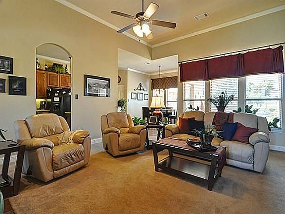 5th image of 5012 Big Springs Dr