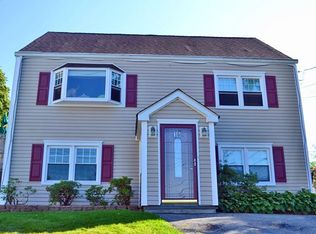 10 Hillside Pl, Elmsford, NY 10523