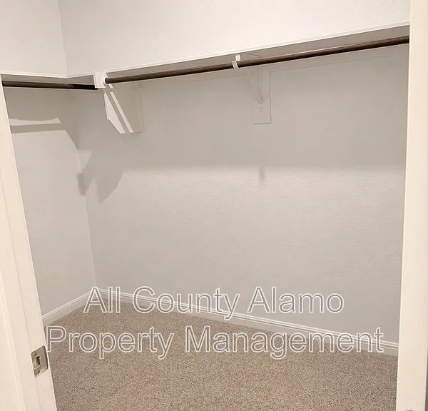 420 Chaste Tree Dr — Photo 7