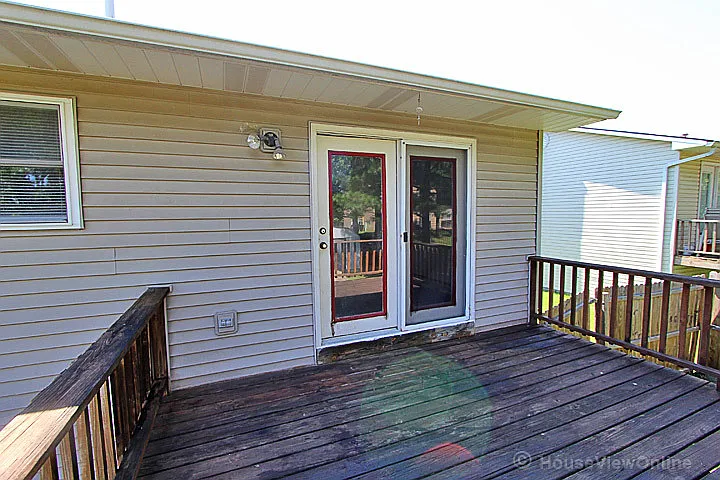1954 Longview Dr — Photo 5