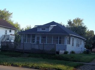 706 E Anson St, Marshalltown, IA 50158