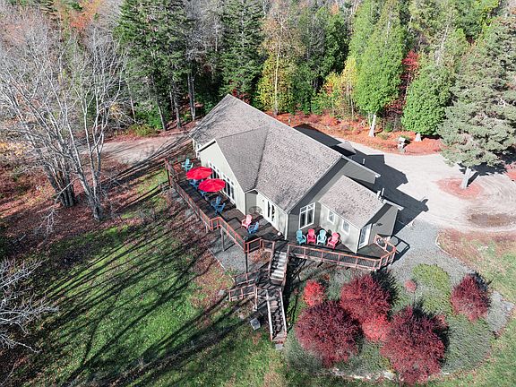 3rd image of 694 Lamoine Beach Road