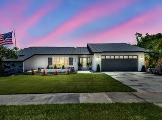 325 Gladstone Blvd, Englewood, FL 34223