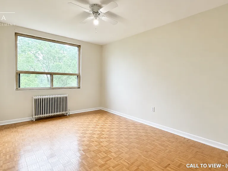 24 Pinehill Cres #407 — Photo 8