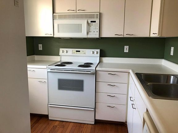 2nd image of 237 Macenroe Dr