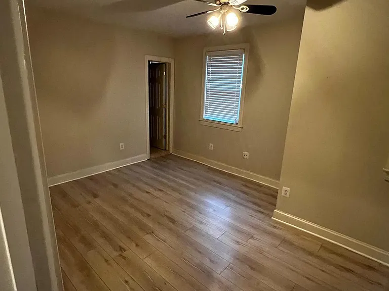 401 Commonwealth Ave #12A — Photo 11