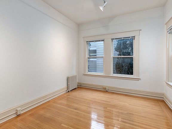 4th image of 2754 Pierce St #10
