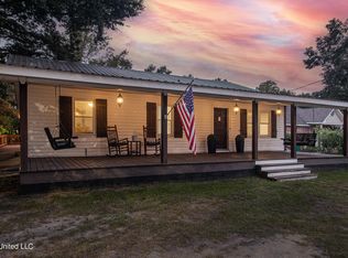 1215 7th St, Long Beach, MS 39560