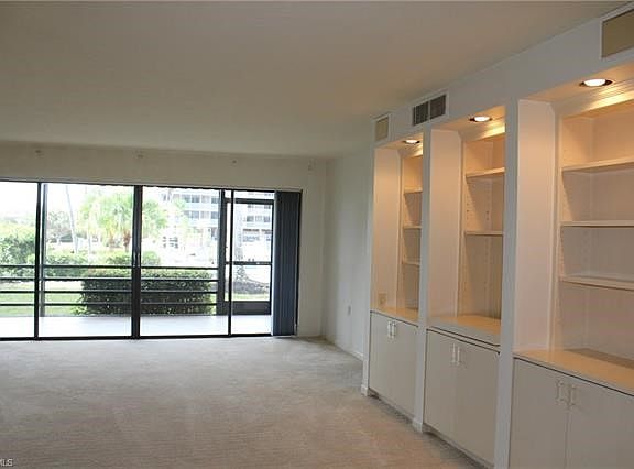 4th image of 904 Panama Ct #1