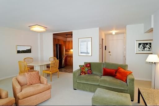 4th image of 2800 N Lake Shore Dr APT 2305