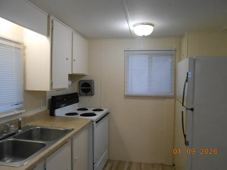 430 N C St #9 — Photo 28