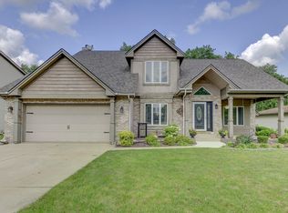 1851 Govert Dr, Schererville, IN 46375