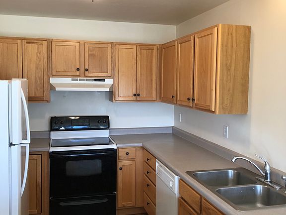 3rd image of 427 Michael Grove Ave APT 2