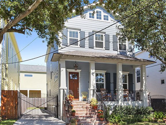 2nd image of 3525 Iberville St